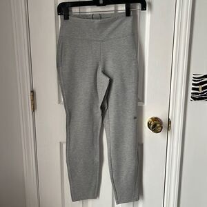 Gray petite leggings